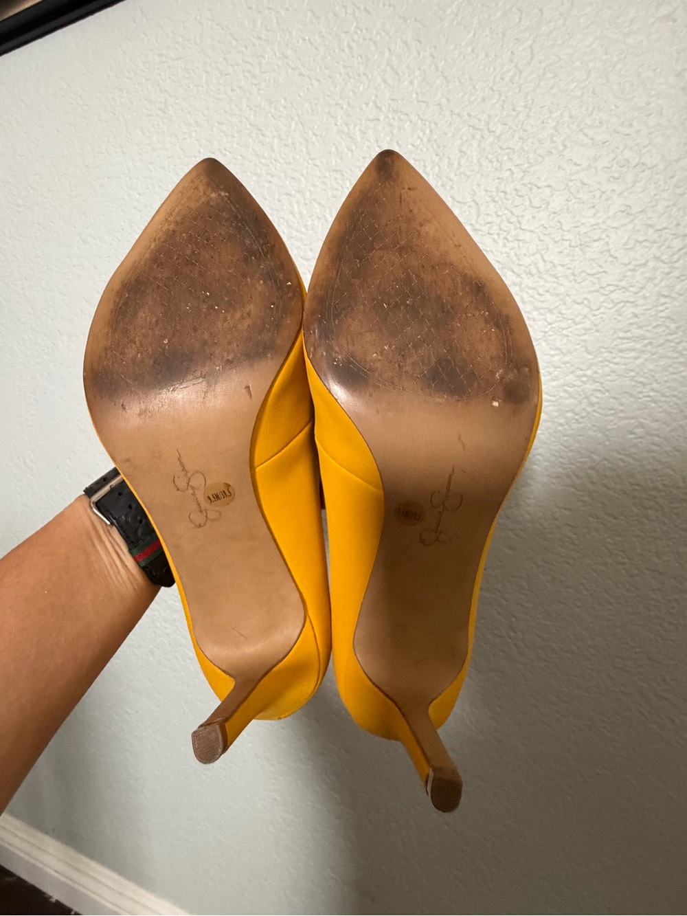 JESSICA SIMPSON LEMON ICE Women’s Yellow Pointed-Toe Stiletto Pumps - Picture 3 of 8